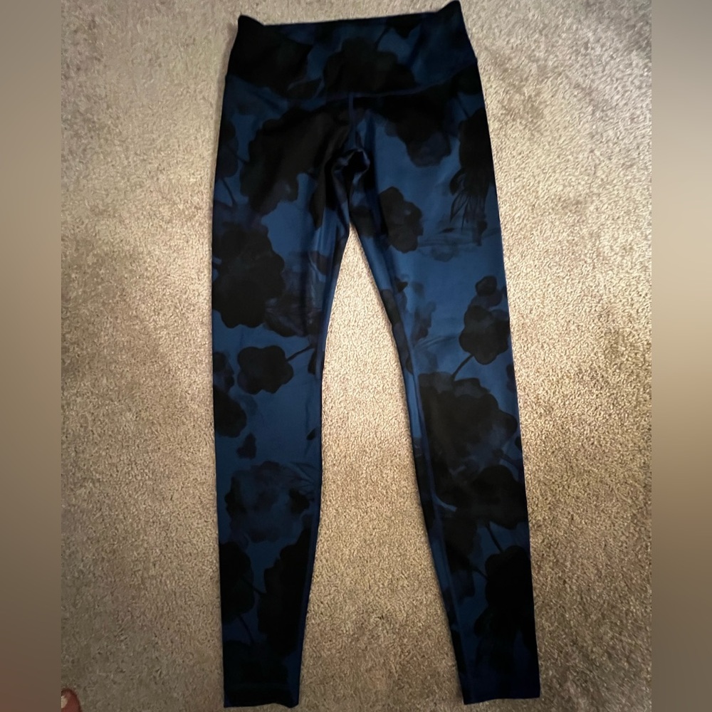 Lululemon printed leggings